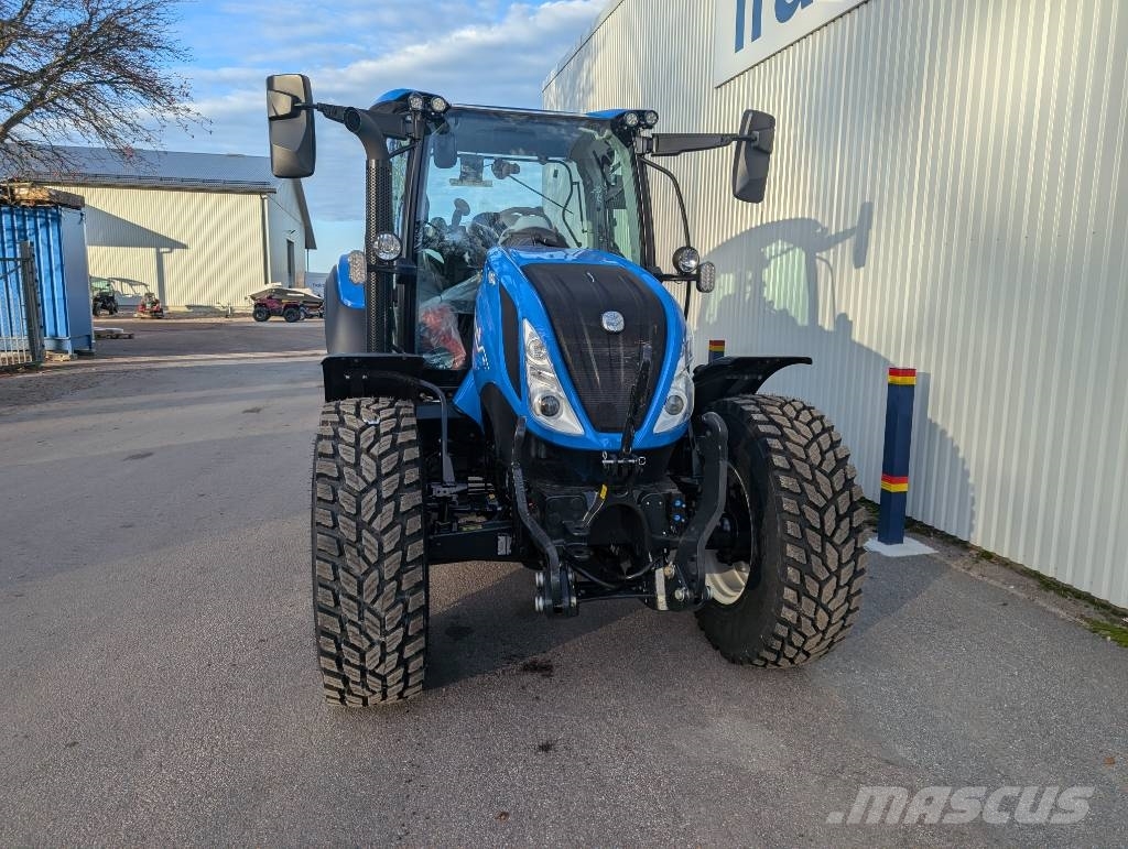 New Holland T5.110 AC, Frontlyft Omg. lev! Трактори
