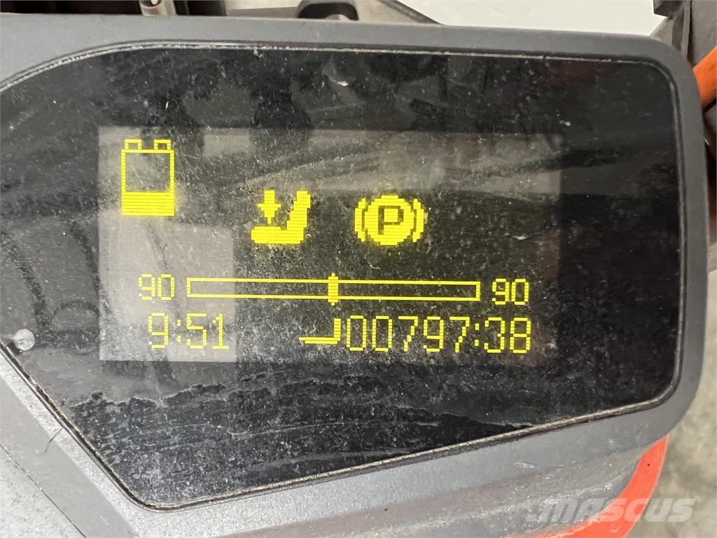 BT C3E160 Ηλεκτρικά περονοφόρα ανυψωτικά κλαρκ