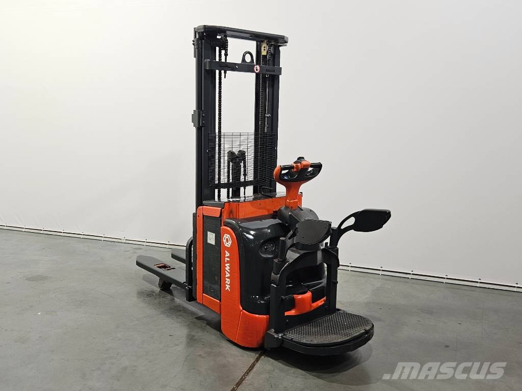 Linde L14AP Savaeigiai rietuvai