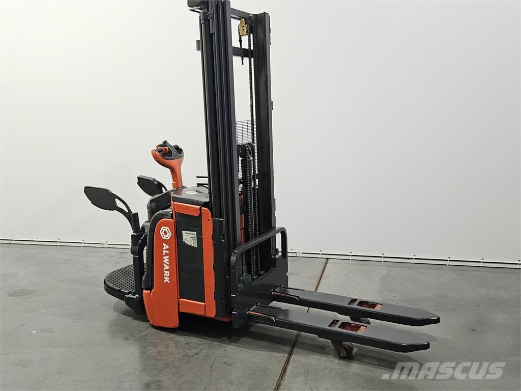 Linde L14AP Stand-in stackers