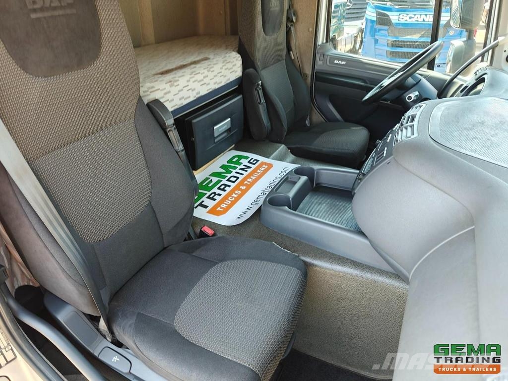 DAF CF 400 FAN 6x2/4 SpaceCab Euro6A - Sliding tarpaul 篷布卡車