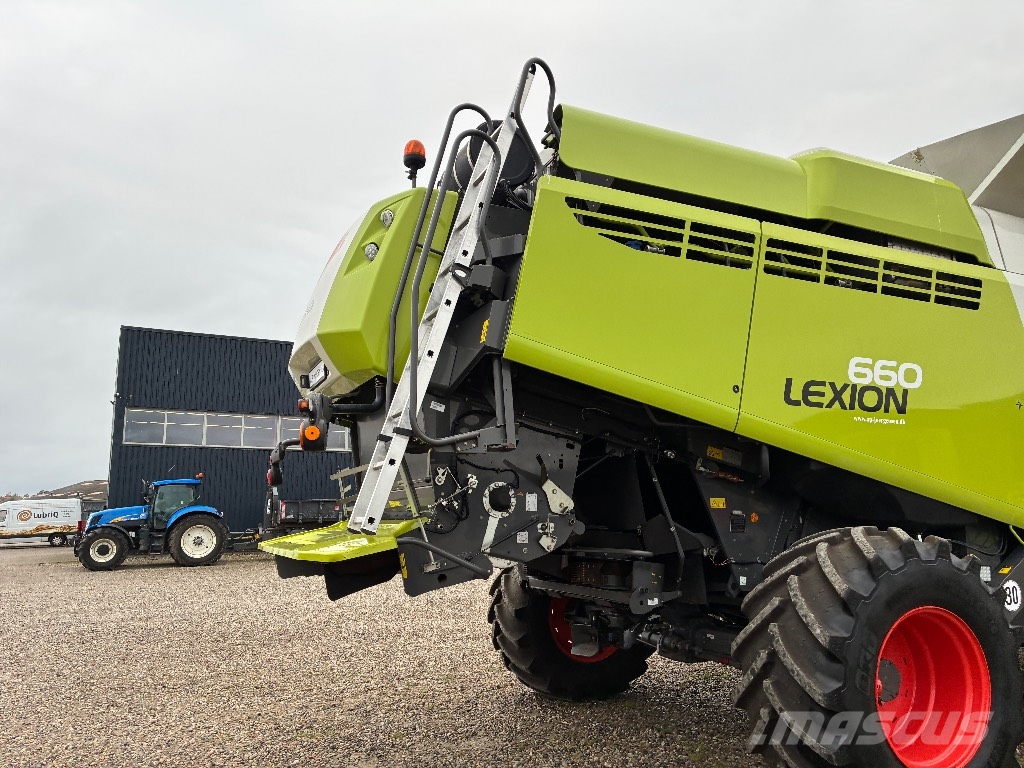 CLAAS Lexion 660 Combine harvesters