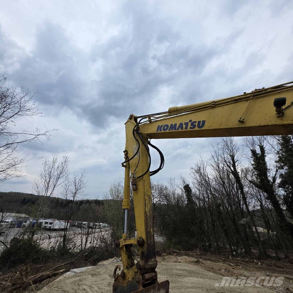 Komatsu PC 138 US 履带挖掘机