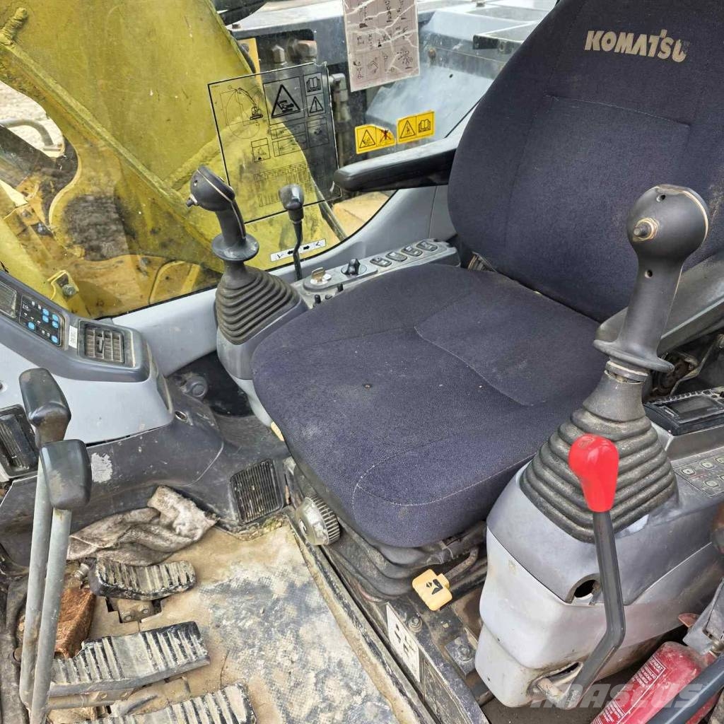 Komatsu PC 138 US 履带挖掘机