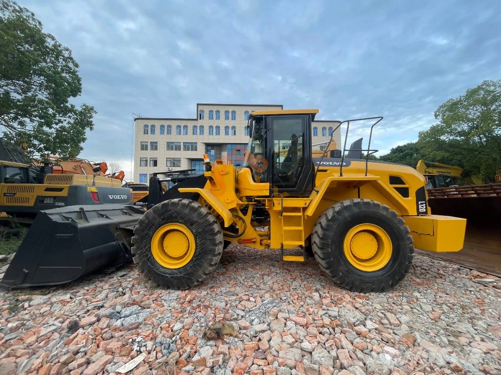 Volvo L 120 G Iekrāvēji uz riteņiem
