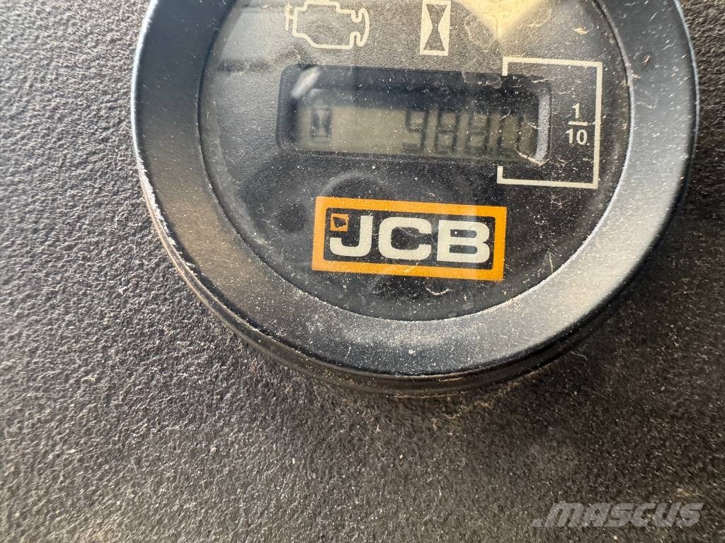 JCB 16 C-1 T3 حفارات صغيرة أقل من 7 طن (حفارات صغيرة)