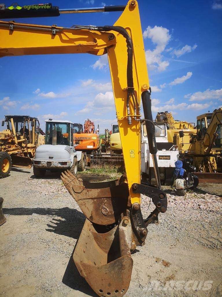 JCB 100 C Midibagger 7t - 12t