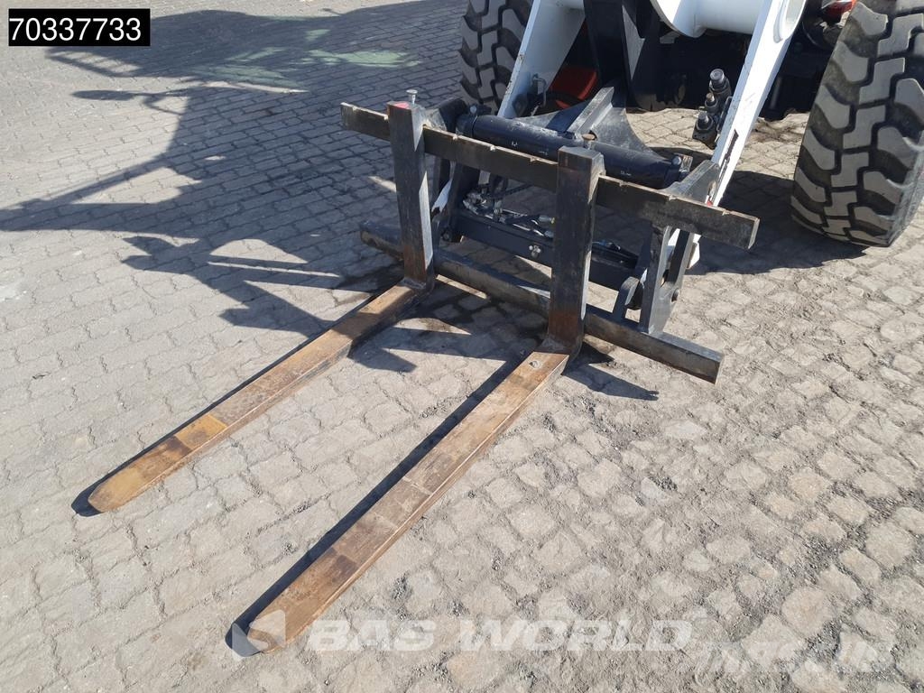 Bobcat L75 Gumikerekes homlokrakodók
