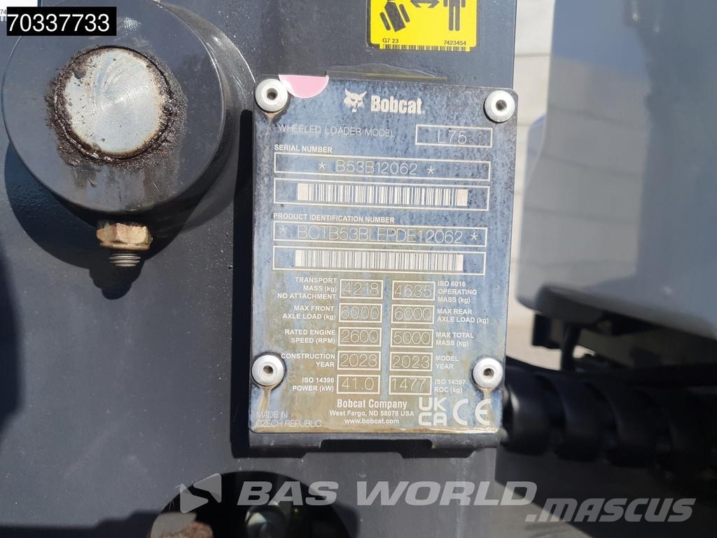 Bobcat L75 Gumikerekes homlokrakodók