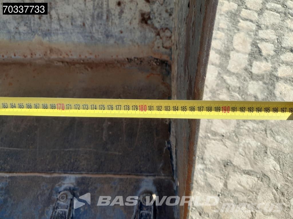 Bobcat L75 Gumikerekes homlokrakodók