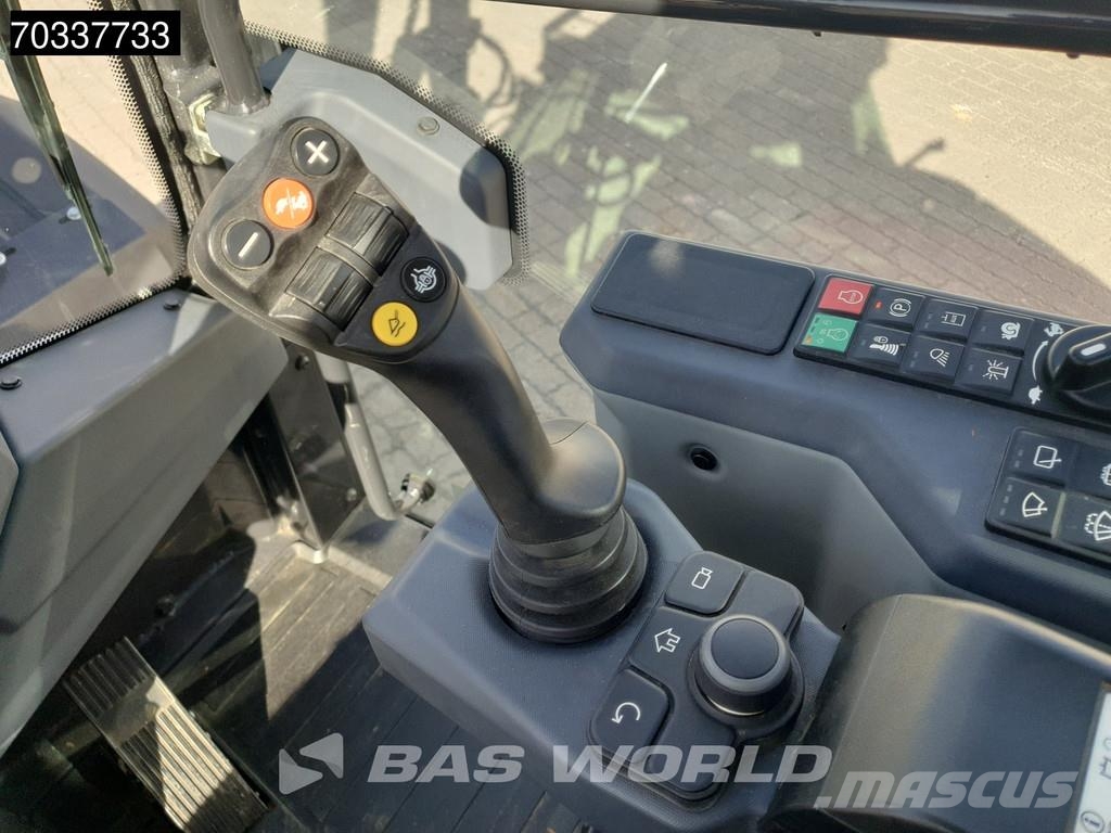 Bobcat L75 Gumikerekes homlokrakodók