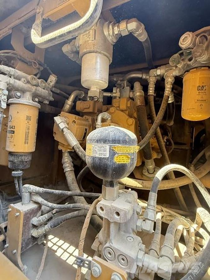 CAT 336 FLN حفارات خاصة