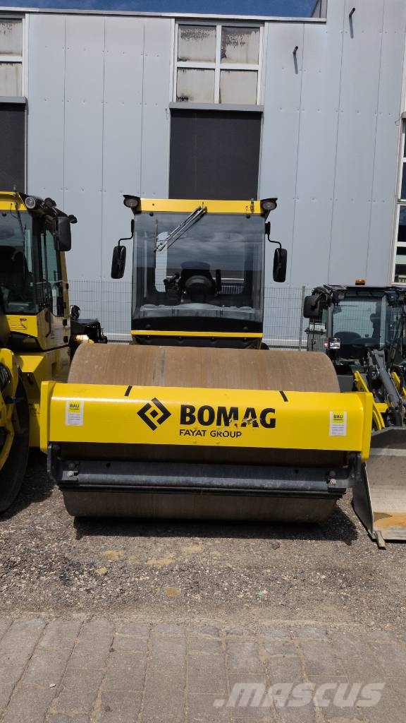 Bomag Walzenzug BW 211 D-5 Stufe V Enkelt tromle