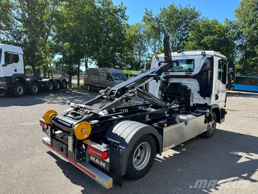 MAN TGL12.250 BL VAK koukkulaite Camion con gancio di sollevamento