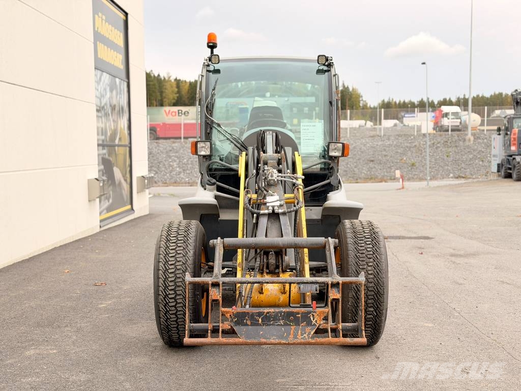 Kramer 680 Wheel loaders