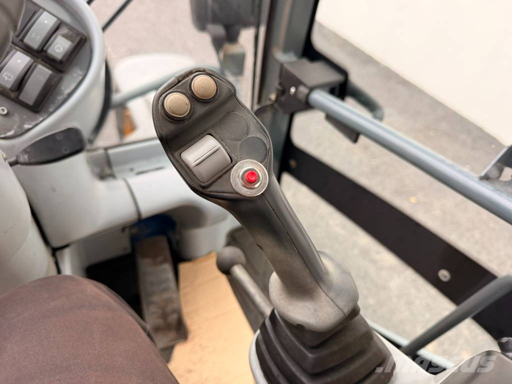Kramer 680 Wheel loaders