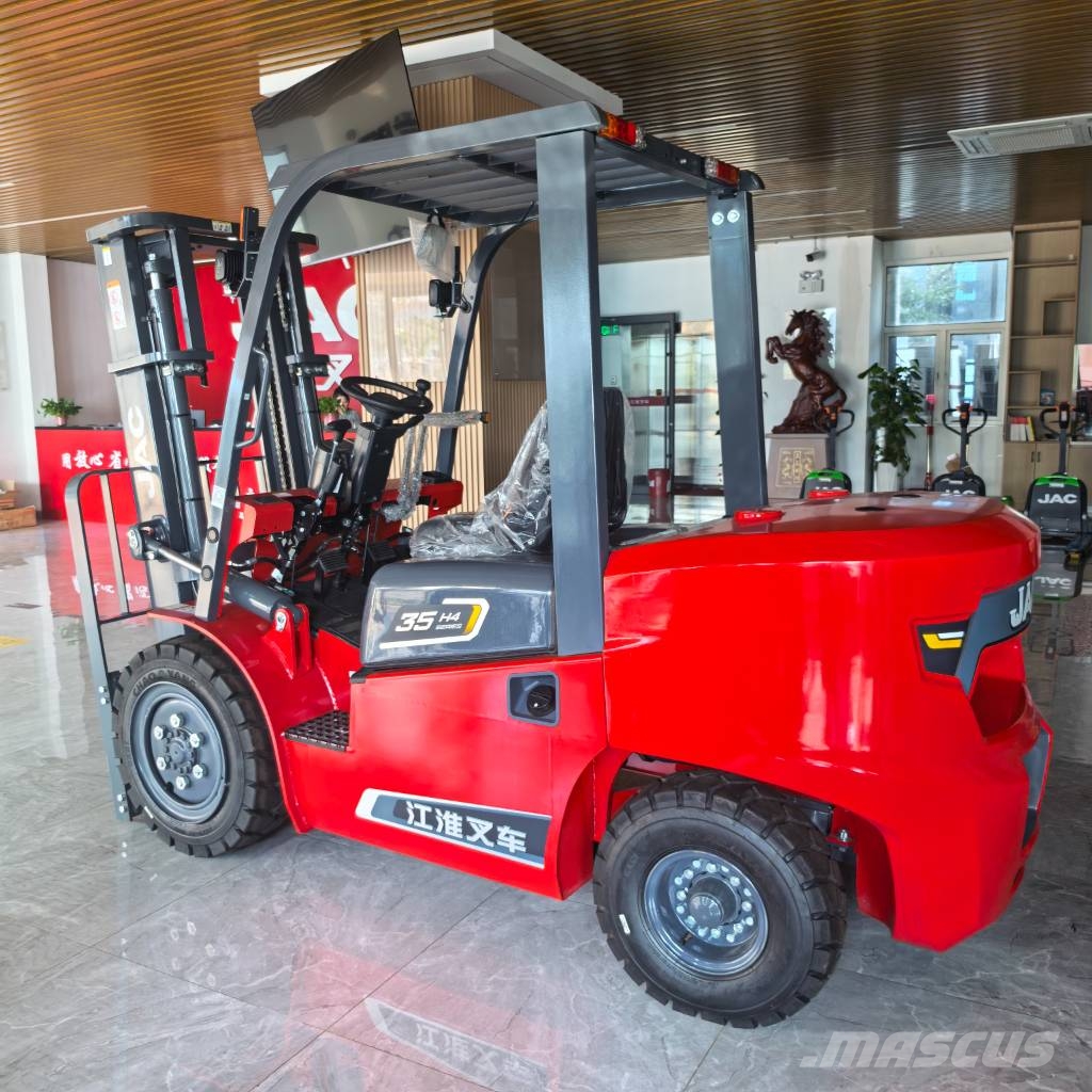 JAC CPCD 35 Crawler excavators