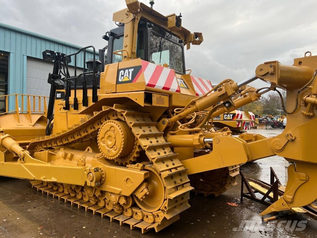 CAT D 9 T Гусеничные бульдозеры