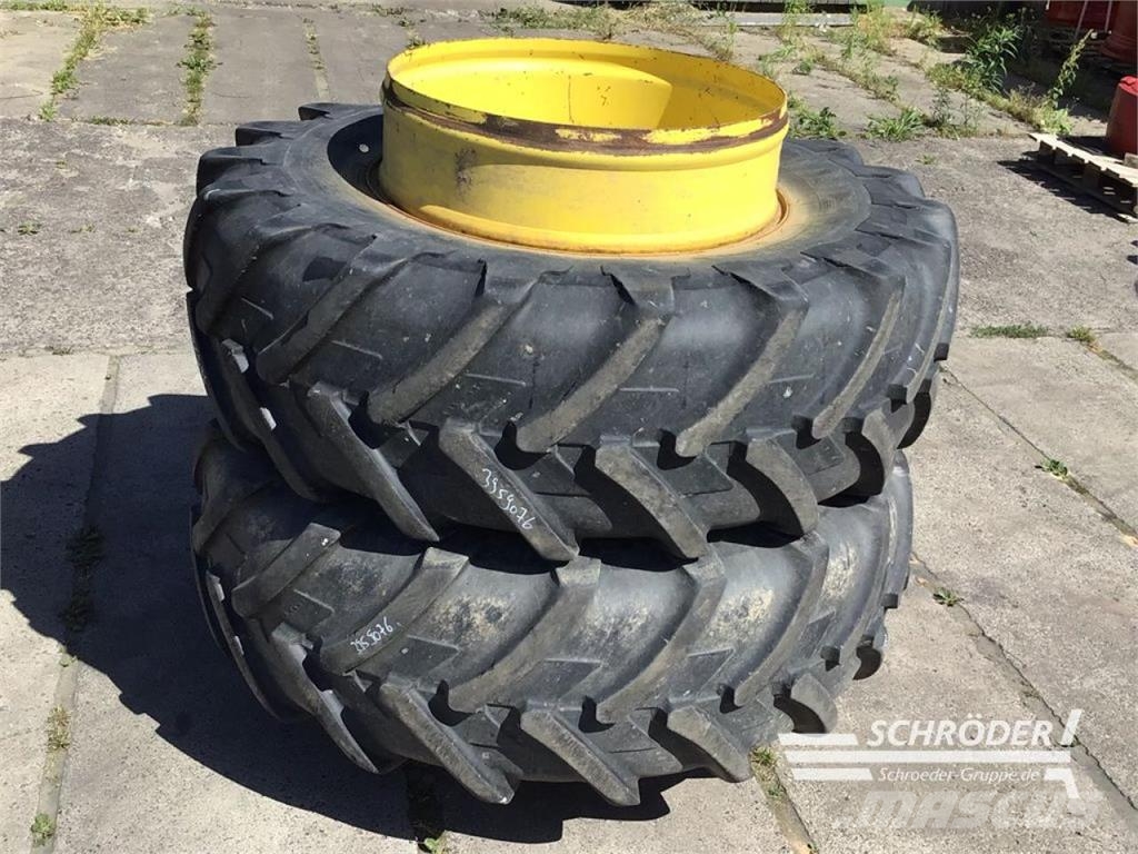 Michelin 2 X 18.4 R 30 ZWILLINGSRÄDER Спарені колеса