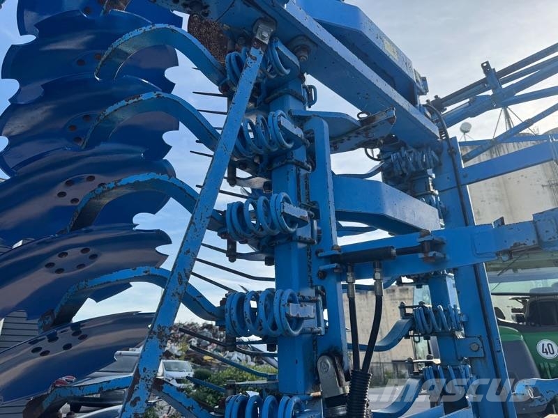 Lemken Rubin 9/600 KUA mit Solitair 9/600 Kmetijstvo - drugo