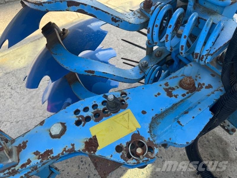 Lemken Rubin 9/600 KUA mit Solitair 9/600 Kmetijstvo - drugo