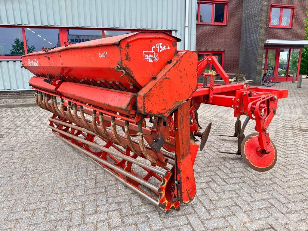 Knoche SG- M730 S Cultivator + Saxonia Zaaier カルチベーター