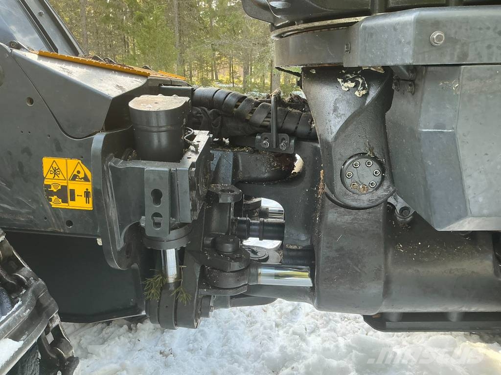 Ponsse SCORPION 8W Harvesteri