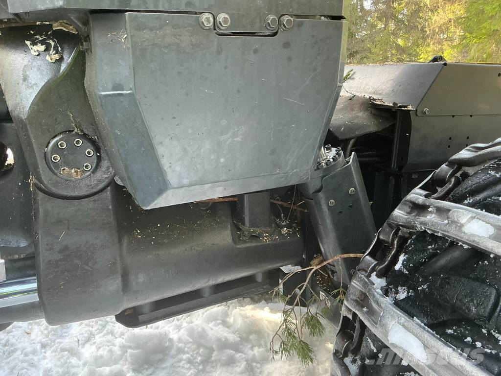 Ponsse SCORPION 8W Harvesteri