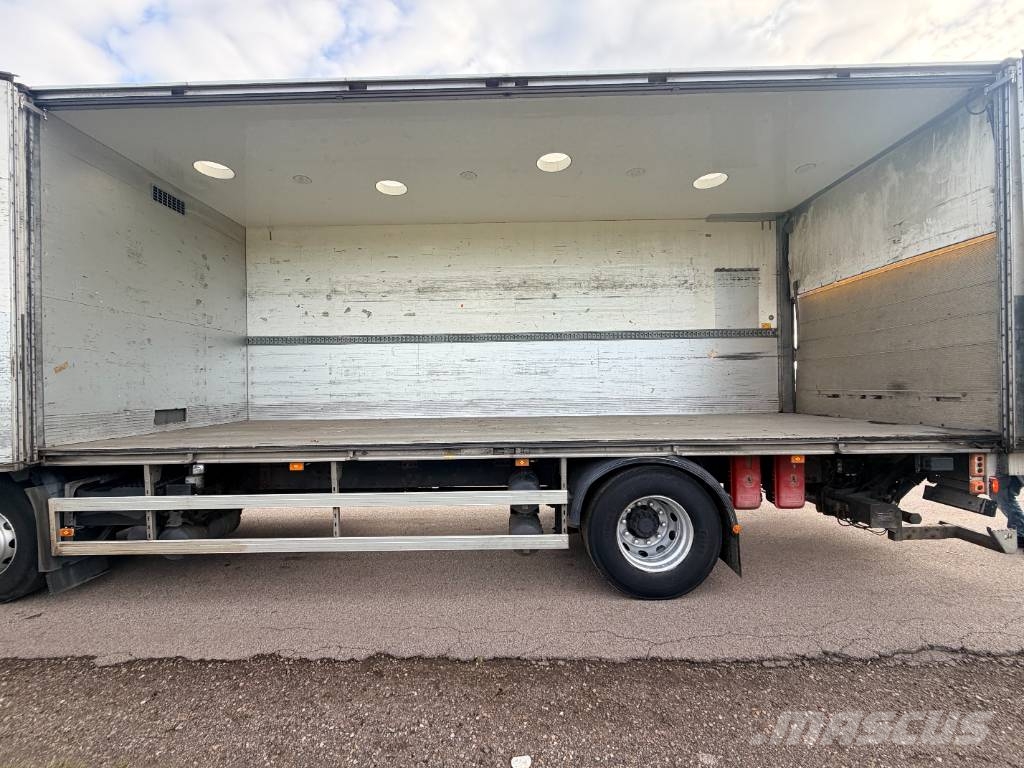 Volvo FM Furgons