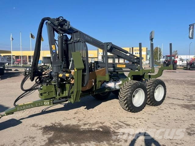 Farma Huggarvagn 12T med Drivning 8,5m kran Övriga vagnar