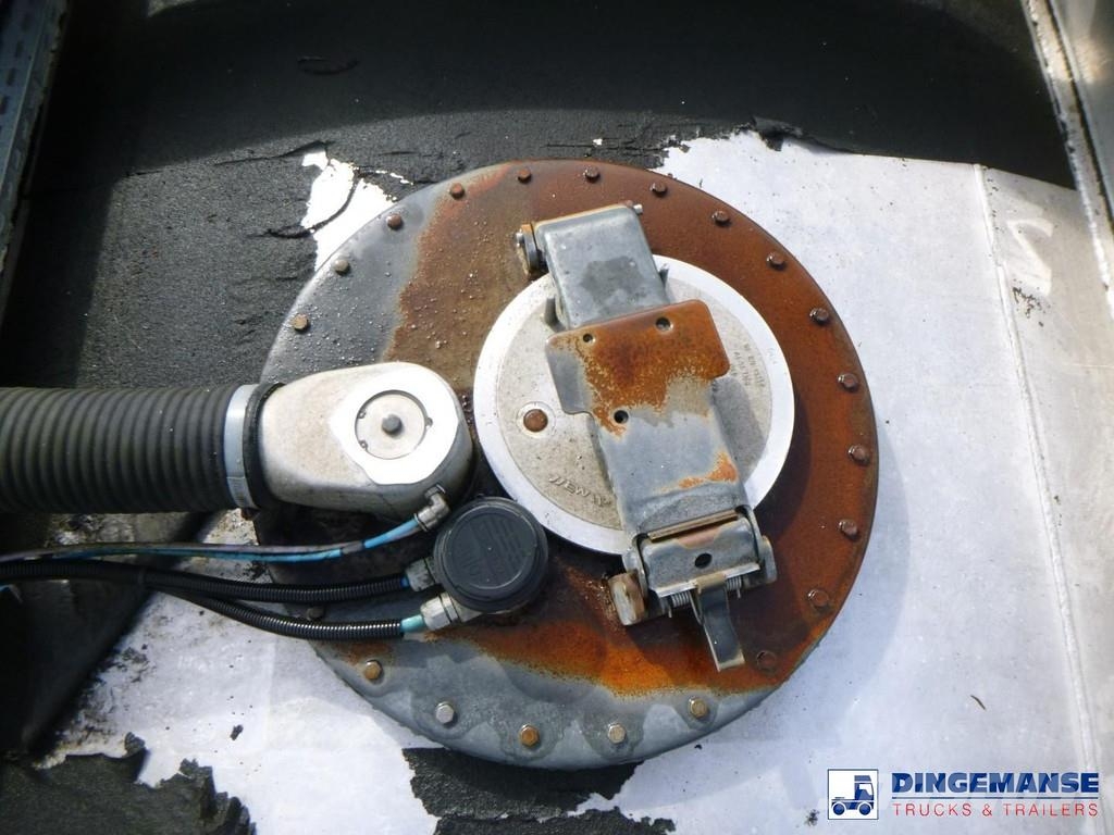 Volvo FE 260 4x2 fuel tank 13.4 m3 / 4 comp / ADR 19-01- Грузовики-цистерны