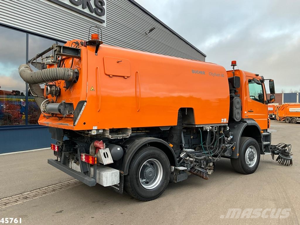 Mercedes-Benz Actros 1829 4x4 Bucher Cityfant 60 Links en rechts Camión de barrendero