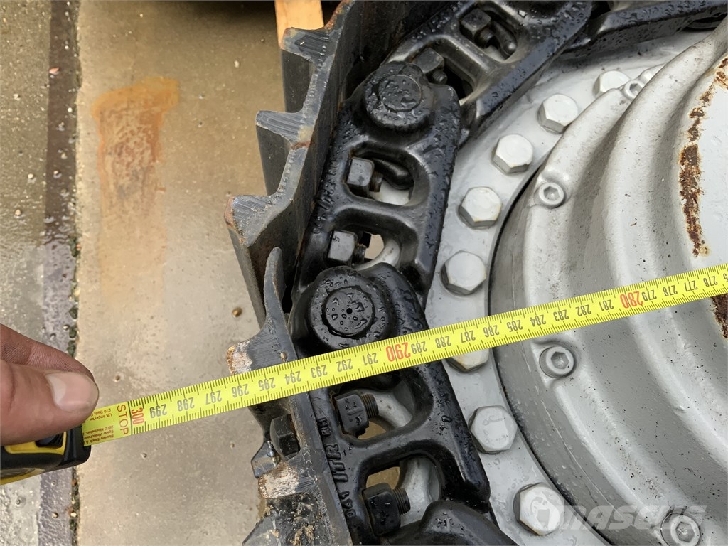 Bonfiglioli trasmital undercarriage Rupsbanden, kettingen en onderstel