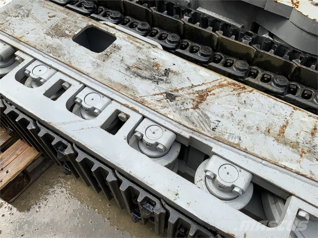 Bonfiglioli trasmital undercarriage Rupsbanden, kettingen en onderstel