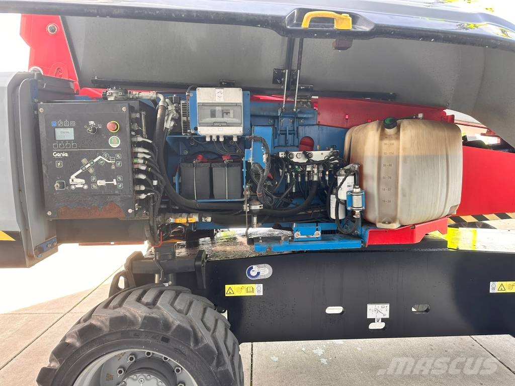 Genie S-85 XC Telescoophoogwerkers