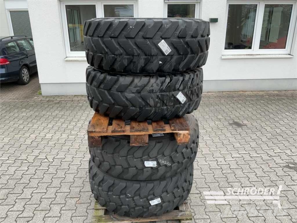 Merlo 4X 405/70 R24 KOMPLETTRÄDER タイヤ、ホイル、リム