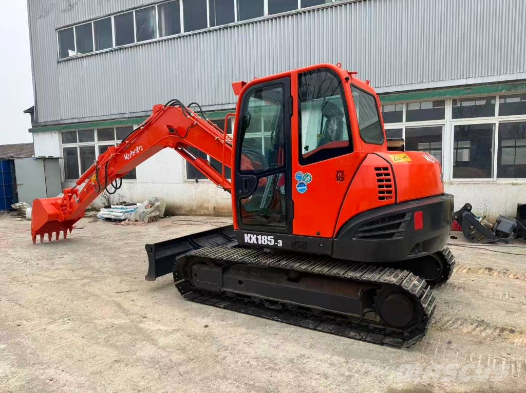 Kubota KX 185 中型挖掘机