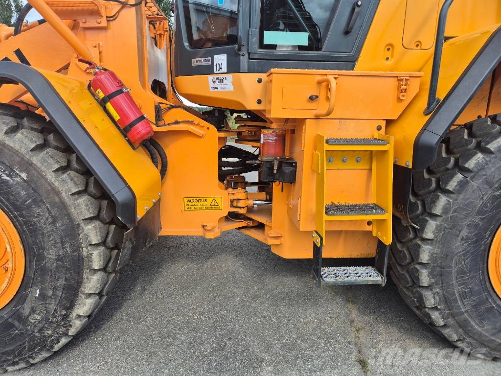 Hyundai HL 955 لوادر بعجل