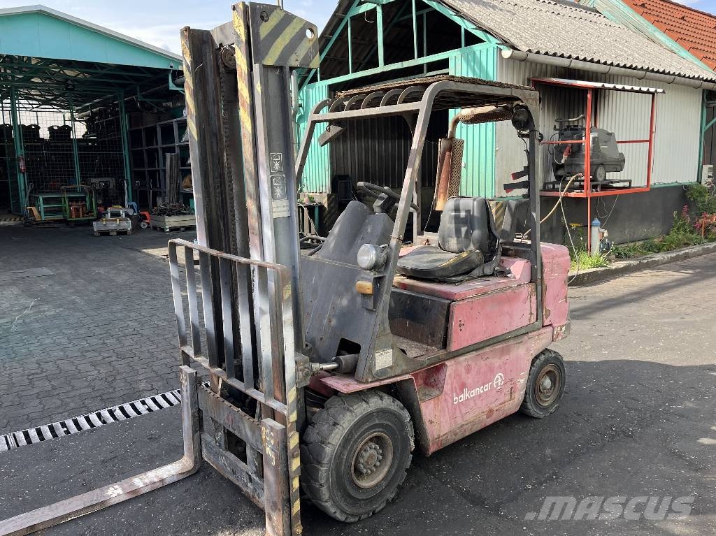 Balkancar DV1693 PLEVEN-01 V-4288 IO شاحنات الديزل