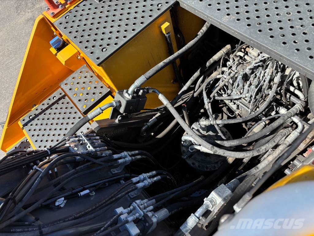 Volvo EC 300 EL med Leica Geosystems, Lagermaskin! Bandgrävare