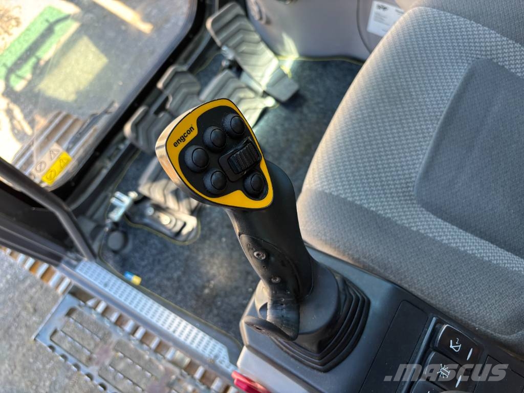 Volvo EC 300 EL med Leica Geosystems, Lagermaskin! Bandgrävare