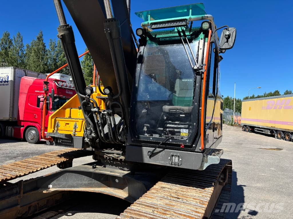 Volvo EC 300 EL med Leica Geosystems, Lagermaskin! Bandgrävare