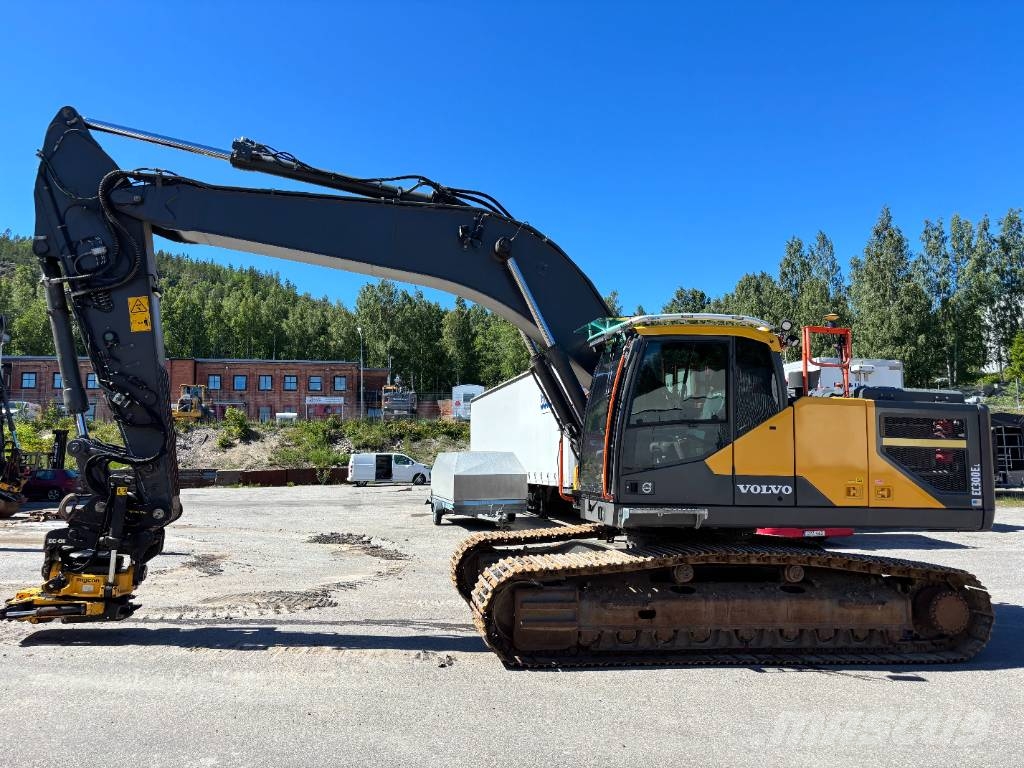 Volvo EC 300 EL med Leica Geosystems, Lagermaskin! Bandgrävare
