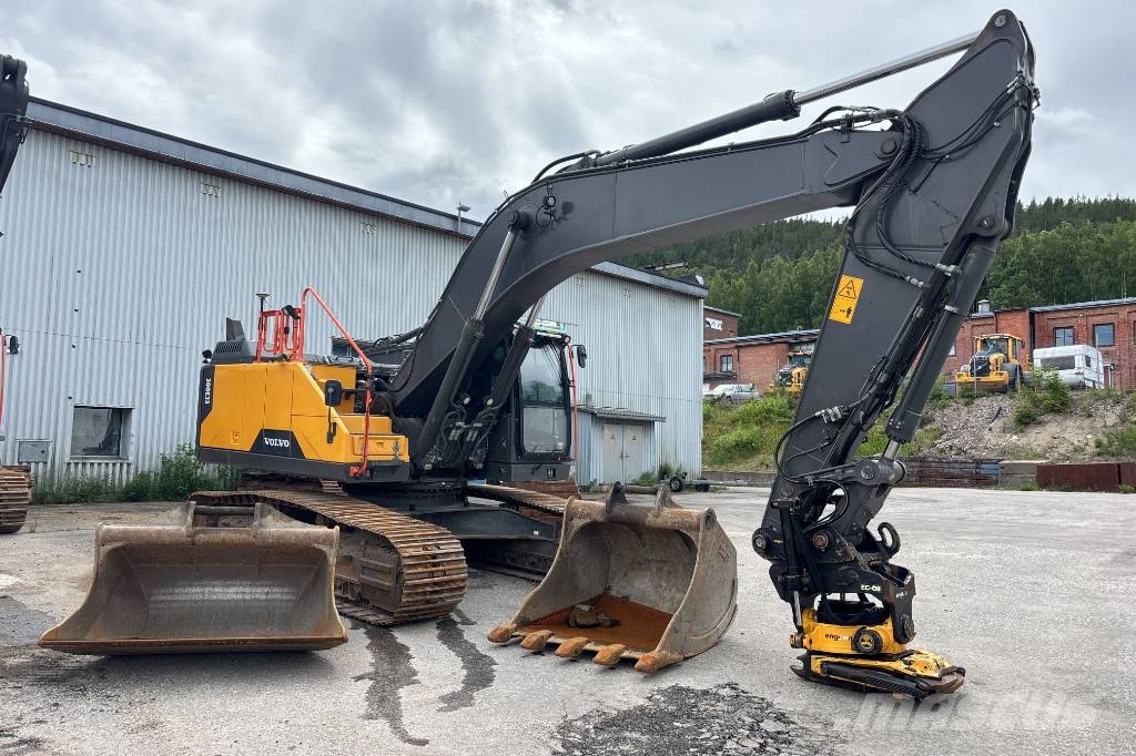Volvo EC 300 EL med Leica Geosystems, Lagermaskin! Bandgrävare