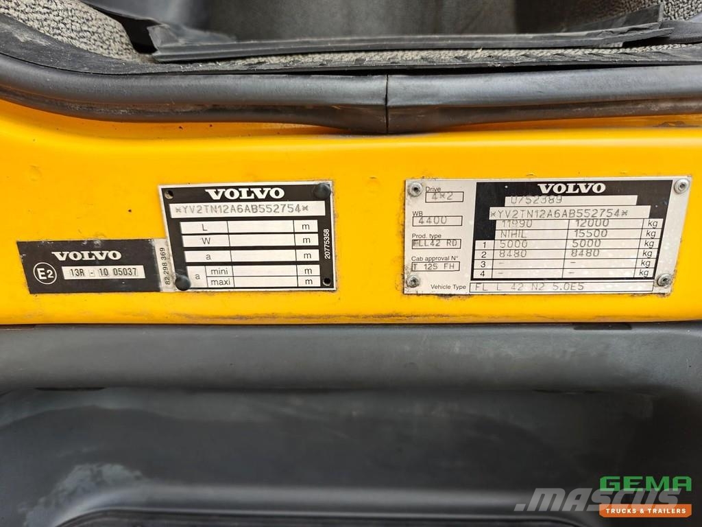 Volvo FL 240 4x2 Sleeper Euro5 - 6Cil - Thomas 12/5T + W Veículos de recuperação