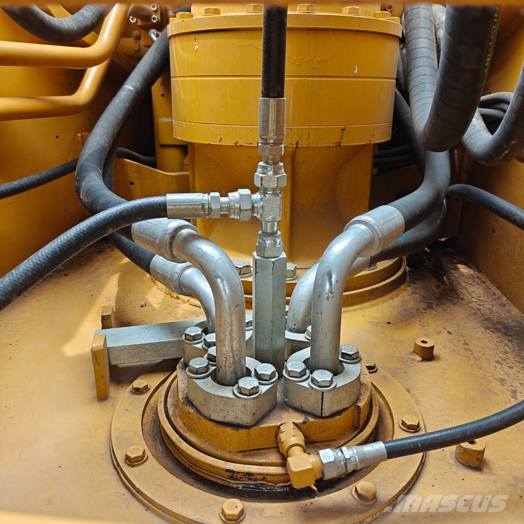 CAT 329D Escavadeiras de esteiras
