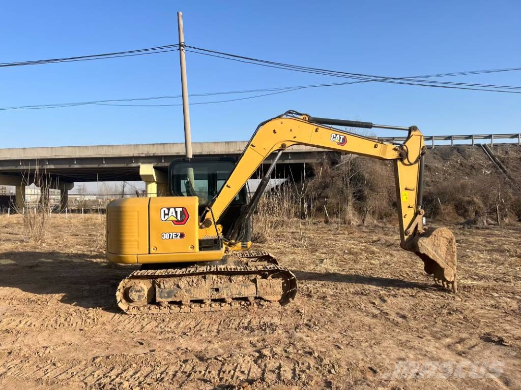 CAT 307E2    3000 units excavators in stock 대형 굴삭기 29톤 이상