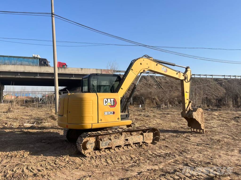 CAT 307E2    3000 units excavators in stock 대형 굴삭기 29톤 이상