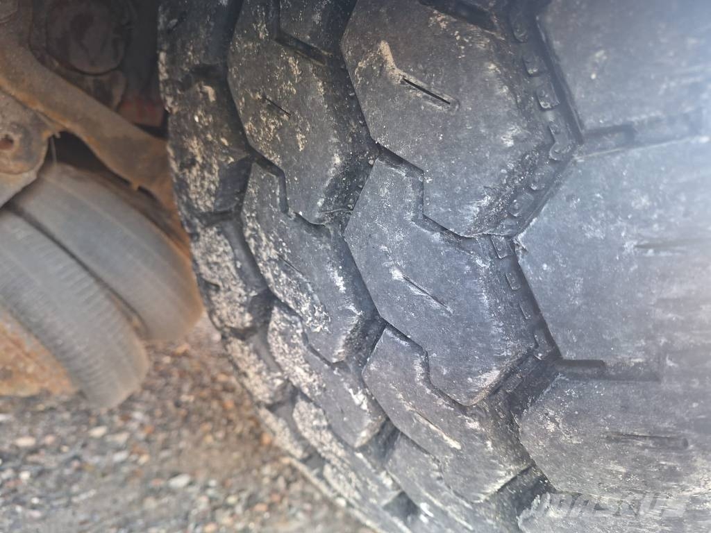 BMI 4 akslet 80 m3 HARDOX tiptrailer Damperli çekiciler