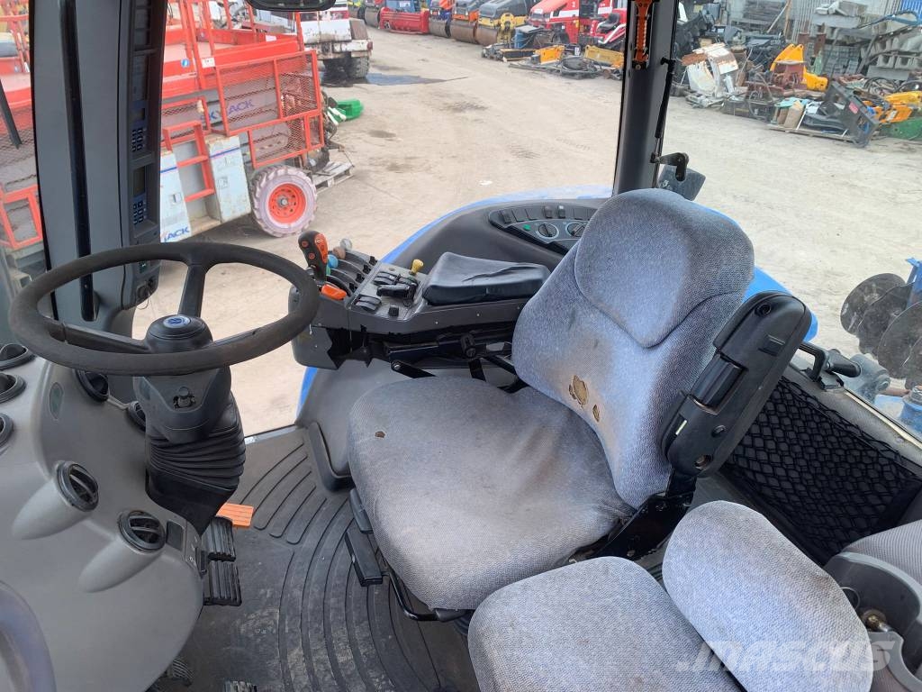 New Holland TG 255 Tractores